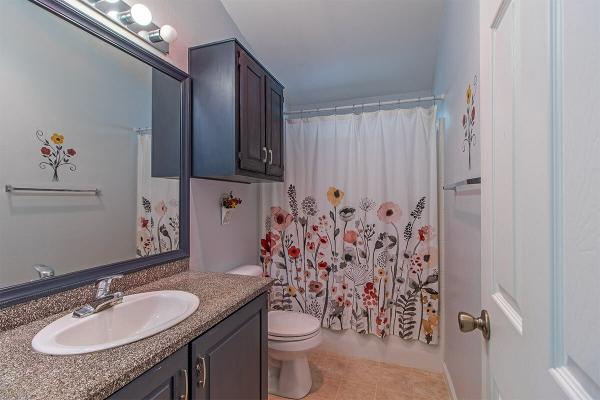 1995 WHC Corp Manufactured Home