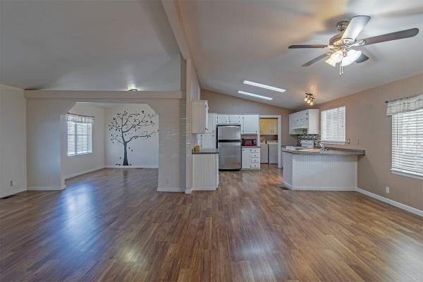 1995 WHC Corp Manufactured Home