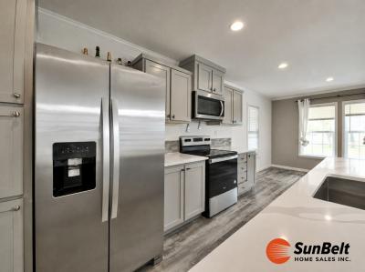 Photo 5 of 23 of home located at 12 Liberty Avenue Sorrento, FL 32776