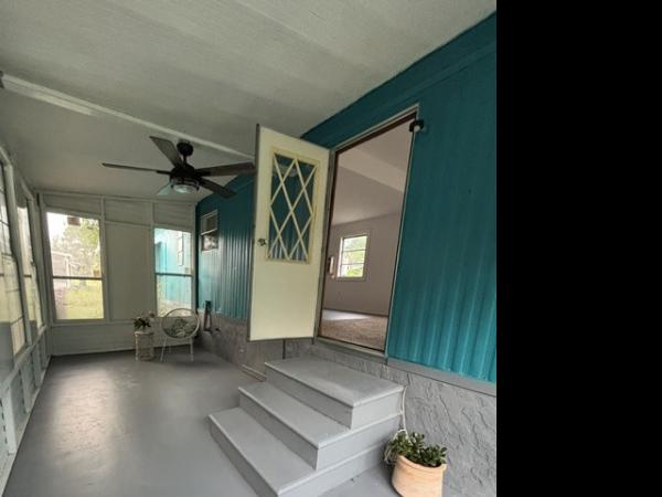 1985  Mobile Home For Sale