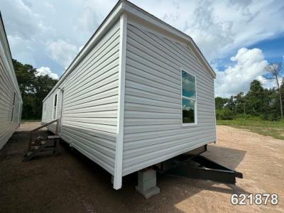 Mobile Home at Clearance Homes Of Texas 18224 Us Highway 59 New Caney, TX 77357