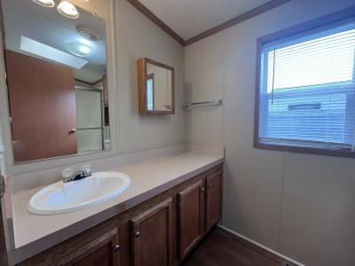 Photo 5 of 12 of home located at 40720 Gasglow Dr Sterling Heights, MI 48310
