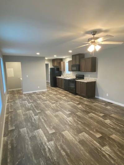 Mobile Home at 37778 Culver Dr Clinton Township, MI 48036