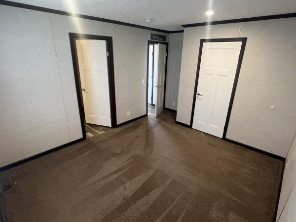 2022 Skyline PGB236AA Mobile Home
