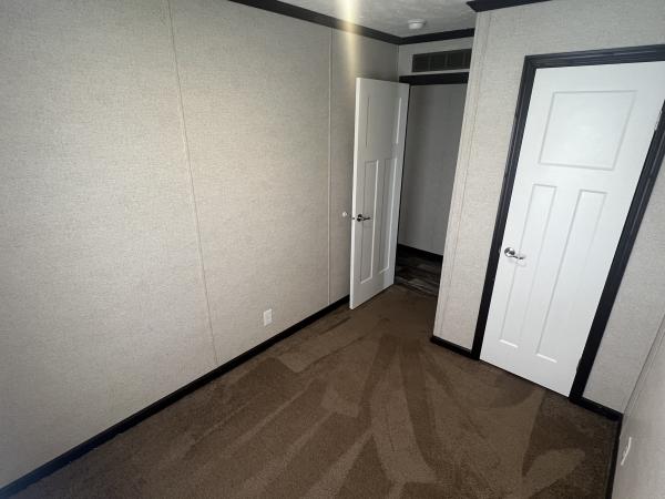 2022 Skyline PGB236AA Mobile Home
