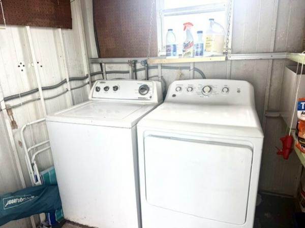 1970 MNRE 1234 Mobile Home
