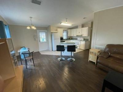 Photo 3 of 16 of home located at 137 Highland Drive Leesburg, FL 34788