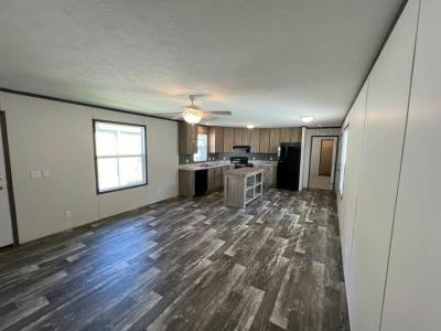 Photo 4 of 17 of home located at 1812 SW 12th #40 Lincoln, NE 68522