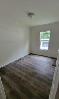 2022 Clayton Homes Inc Community Series Mobile Home