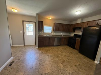 Photo 4 of 13 of home located at 190 Black Hawk Tr New Braunfels, TX 78130