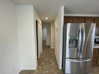 Photo 5 of 10 of home located at 10701 N 99th Ave Lot 198 Peoria, AZ 85345