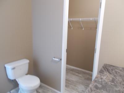 Photo 4 of 15 of home located at 5001 South Ave Lot 238 Toledo, OH 43615