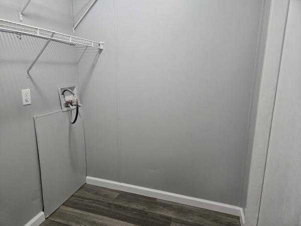 2004 Fleetwood Economy Mobile Home