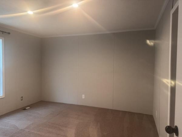 2023 Champion RFN2856907 Mobile Home
