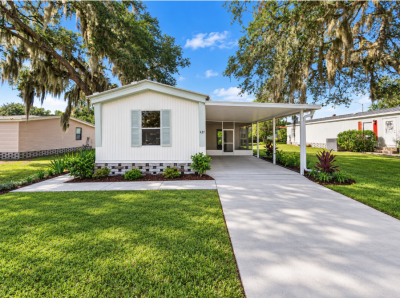 Photo 1 of 16 of home located at 437 Tulip Drive Fruitland Park, FL 34731