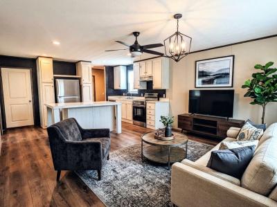 Photo 2 of 19 of home located at 3400 Robinson Dr # 51 Waco, TX 76706