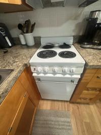 1986 Manufactured Home