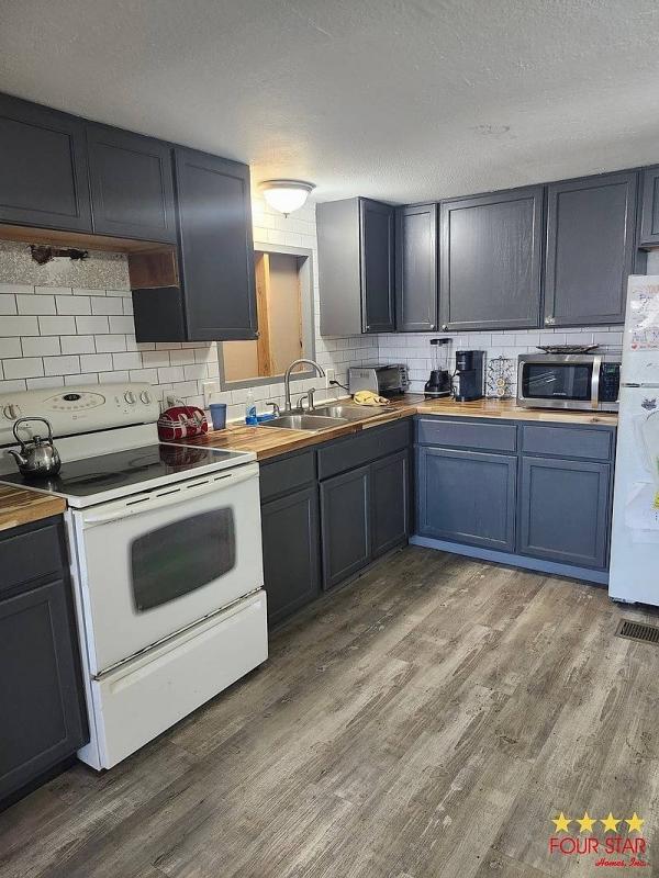 1972 OAKRI  Home