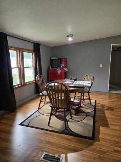 Photo 2 of 8 of home located at 625 Turquoise Dr Whitmore Lake, MI 48189