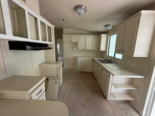 1987 PALM Mobile Home