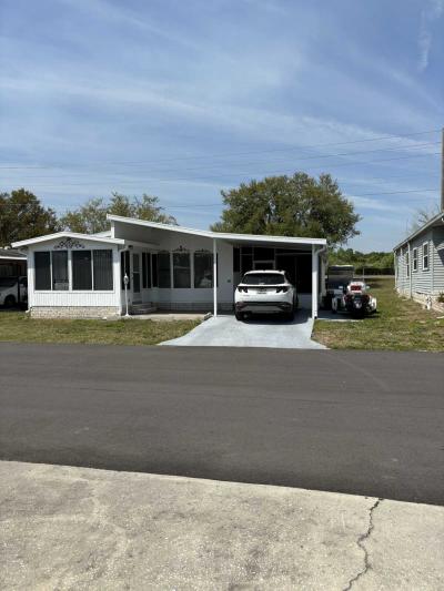 Photo 2 of 37 of home located at 4594 Lakeland Harbor Loop Lakeland, FL 33805