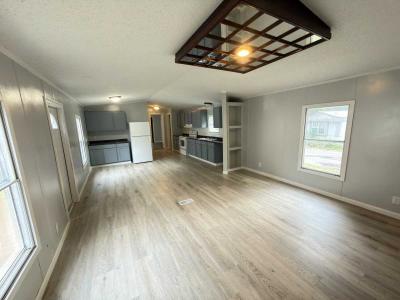 Photo 3 of 12 of home located at 2710 N Farm Rd 137 #55 Springfield, MO 65803