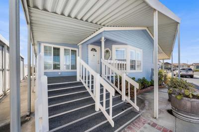 Photo 4 of 64 of home located at 16222 Monterey Ln Space 214 Huntington Beach, CA 92649