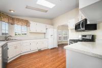 2000 SKYLINE Manufactured Home