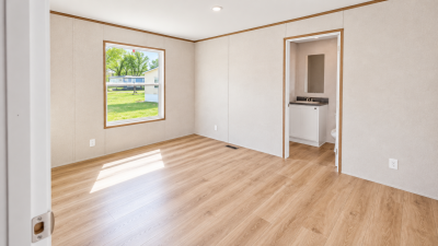 Photo 4 of 11 of home located at 833 E Duke St. #65 Vermillion, SD 57069