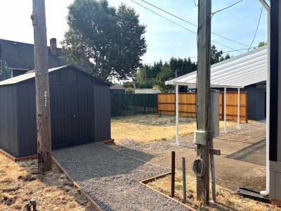 Photo 4 of 14 of home located at 17125 82nd Dr Clackamas, OR 97015