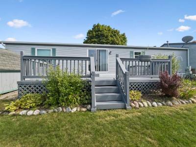Photo 5 of 29 of home located at 2500 Mann Rd., #312 Clarkston, MI 48346