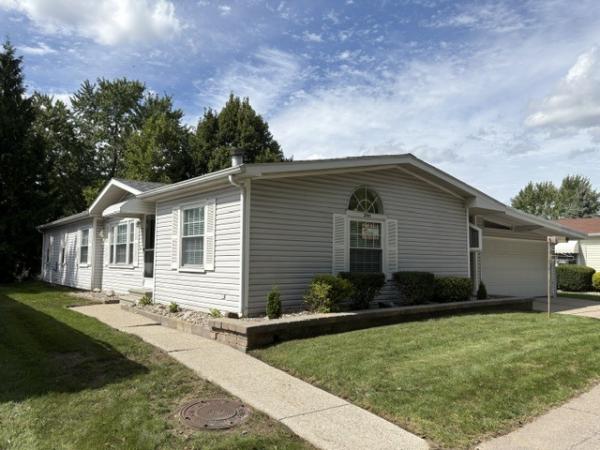 Photo 1 of 2 of home located at 2900 Goldfinch Rochester Hills, MI 48309