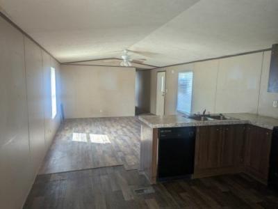 Photo 3 of 10 of home located at 440 State Road S-21-88 Pamplico, SC 29583