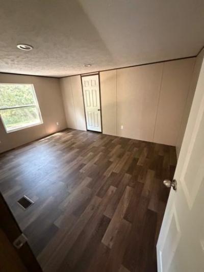 Photo 4 of 11 of home located at 31888 Alabama 75 Oneonta, AL 35121