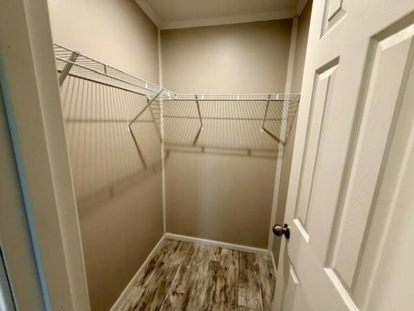 2019 Redman RA2864211 Mobile Home