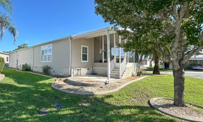 Photo 3 of 20 of home located at 832 Bishop Dr Lady Lake, FL 32159
