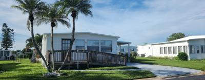 Photo 2 of 14 of home located at 3034 Saralake Dr., North Sarasota, FL 34239