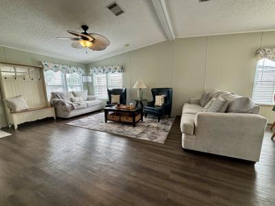 Photo 5 of 32 of home located at 1933 Bayou Dr. N. Ruskin, FL 33570