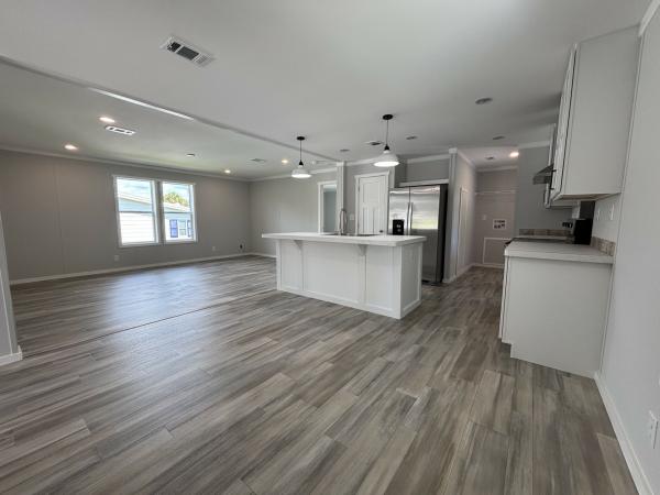 2025 Palm Harbor 340LEL30482A Mobile Home