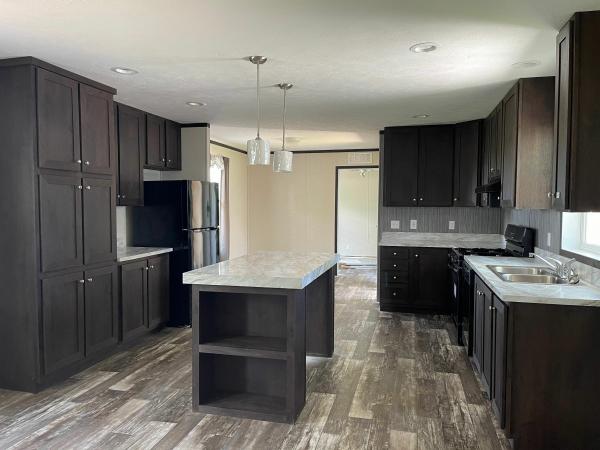 2021 Clayton The Pulse Mobile Home
