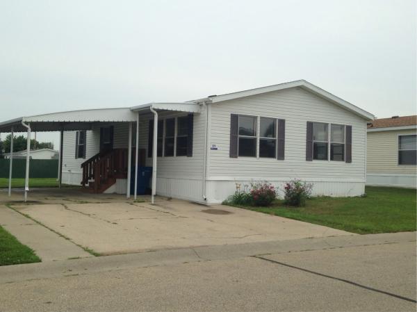 1996 REDMAN Mobile Home For Sale