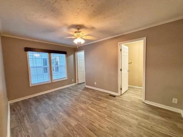 2018 Clayton Homes Inc Yes Mobile Home