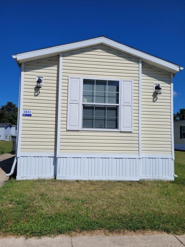 2015 CHAMPION Mobile Home For Sale