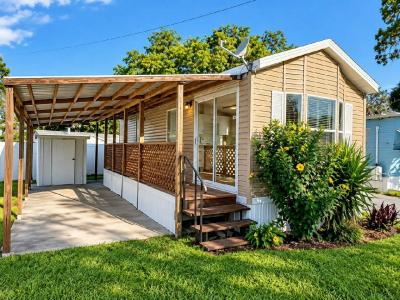 Mobile Home at 2245 New Tampa Hwy, Lot 17 Lakeland, FL 33815