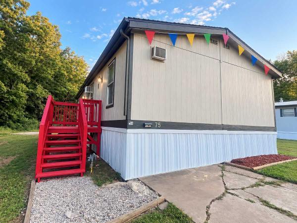 1998  Mobile Home For Rent