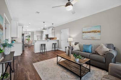 Photo 4 of 16 of home located at 38919 Golf View Ave Dade City, FL 33525