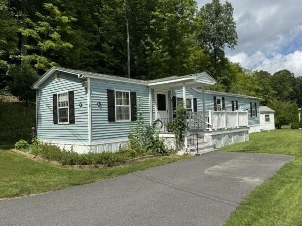 1987  Mobile Home For Sale