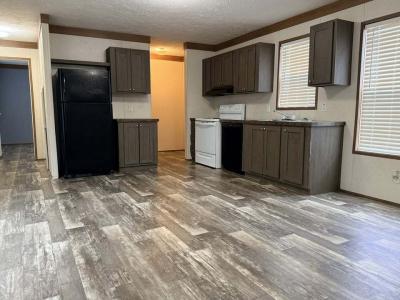 Photo 2 of 16 of home located at 53 Appaloosa Trail Corbin, KY 40701