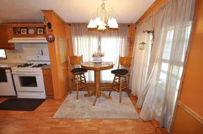 Photo 5 of 17 of home located at W6975 Shadybrook Circle Fond Du Lac, WI 54937