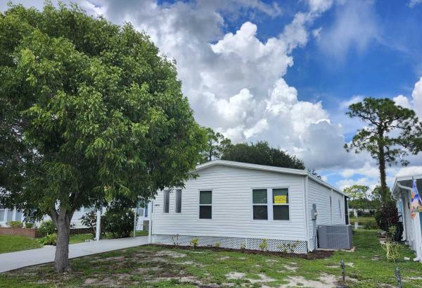 1985 Barrington Mobile Home For Sale